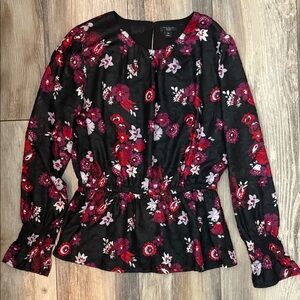 Ann Taylor Floral Blouse in Black and Red Petite XS